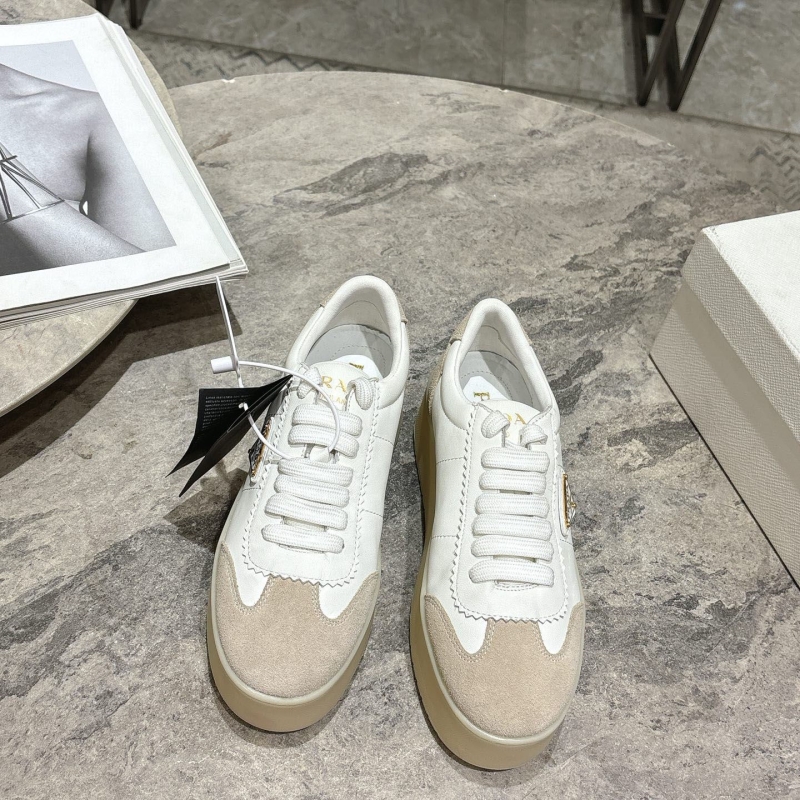 Pra*a sneakers